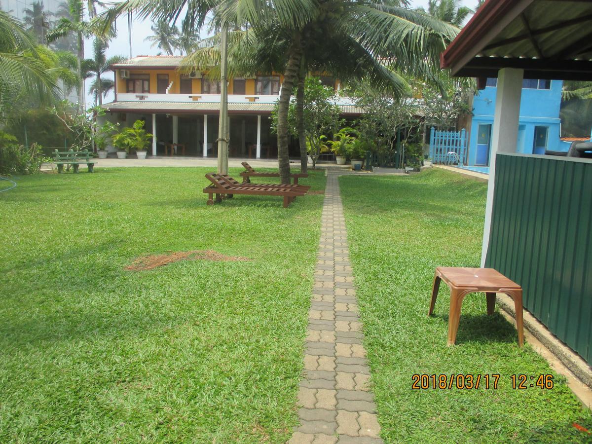 Larn'S Villa Hotel & Apartment Wadduwa Exterior photo